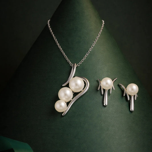 Alencia Liquid Silver Pearl Set image 0