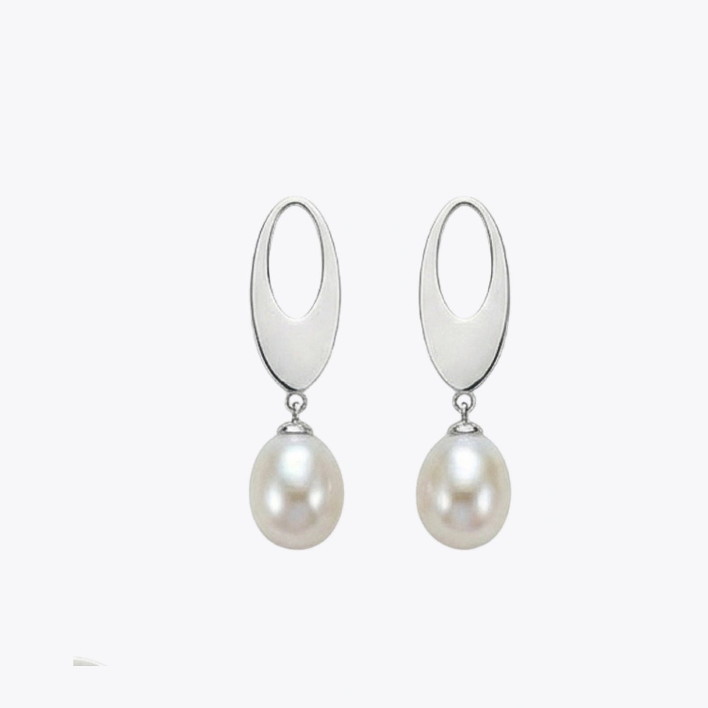 Ethereal Baroque Pearl & Silver Set image 4