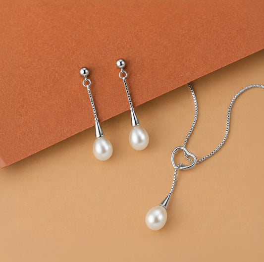 Alencia Heart Lariat Pearl Drop Set image 0