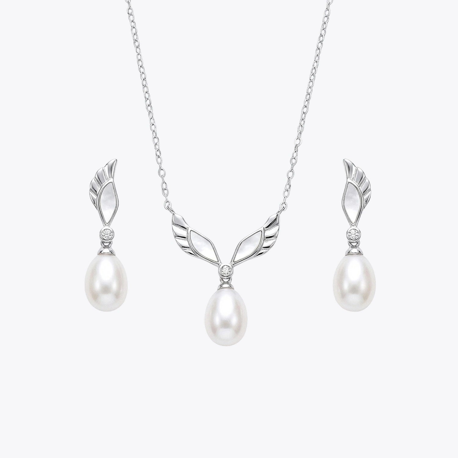 Angelic Wing Pearl Set image 2