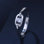 The Alencia Urban Serenade Link Solitaire Ring