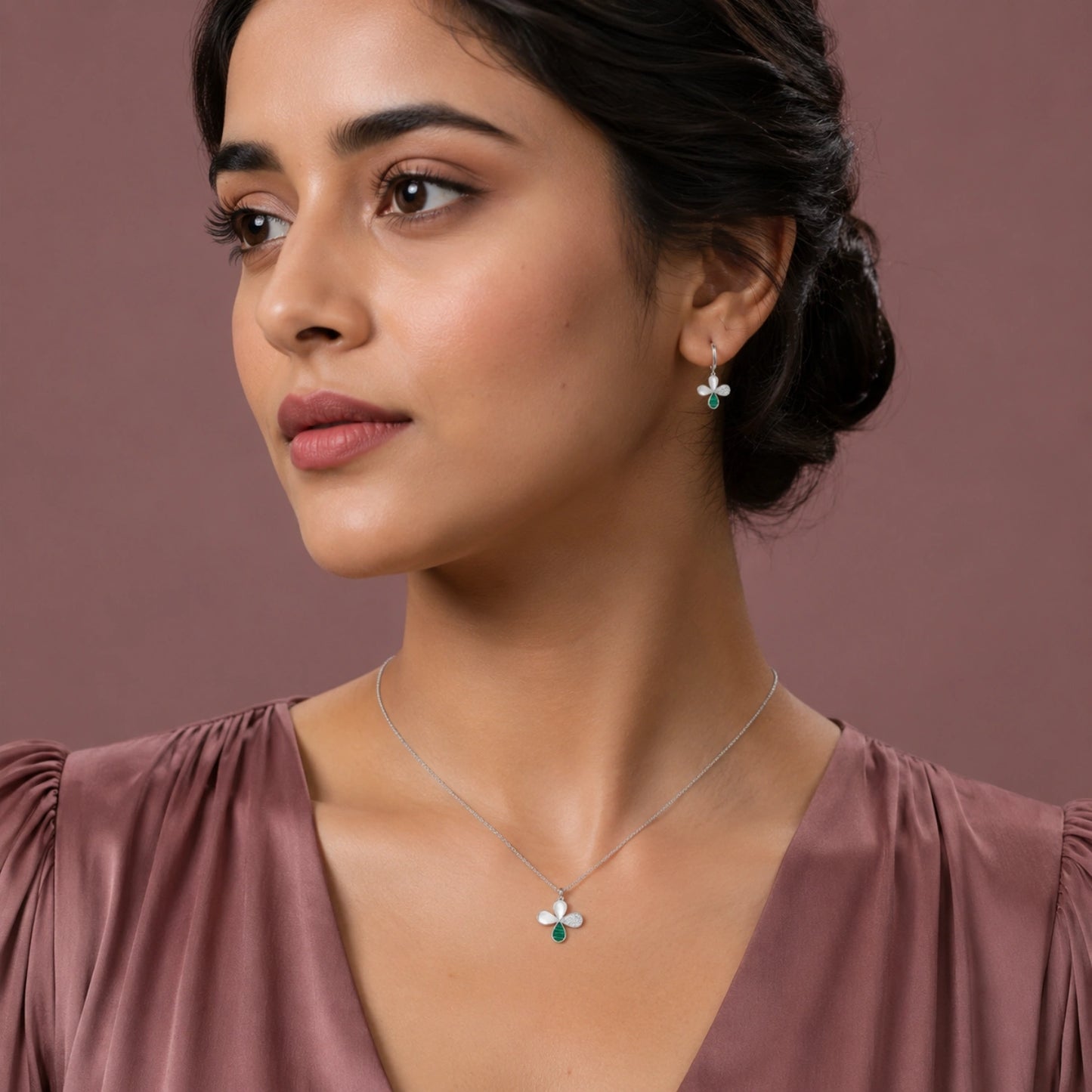 Emerald Bloom Necklace &amp; Earrings Combo image 1