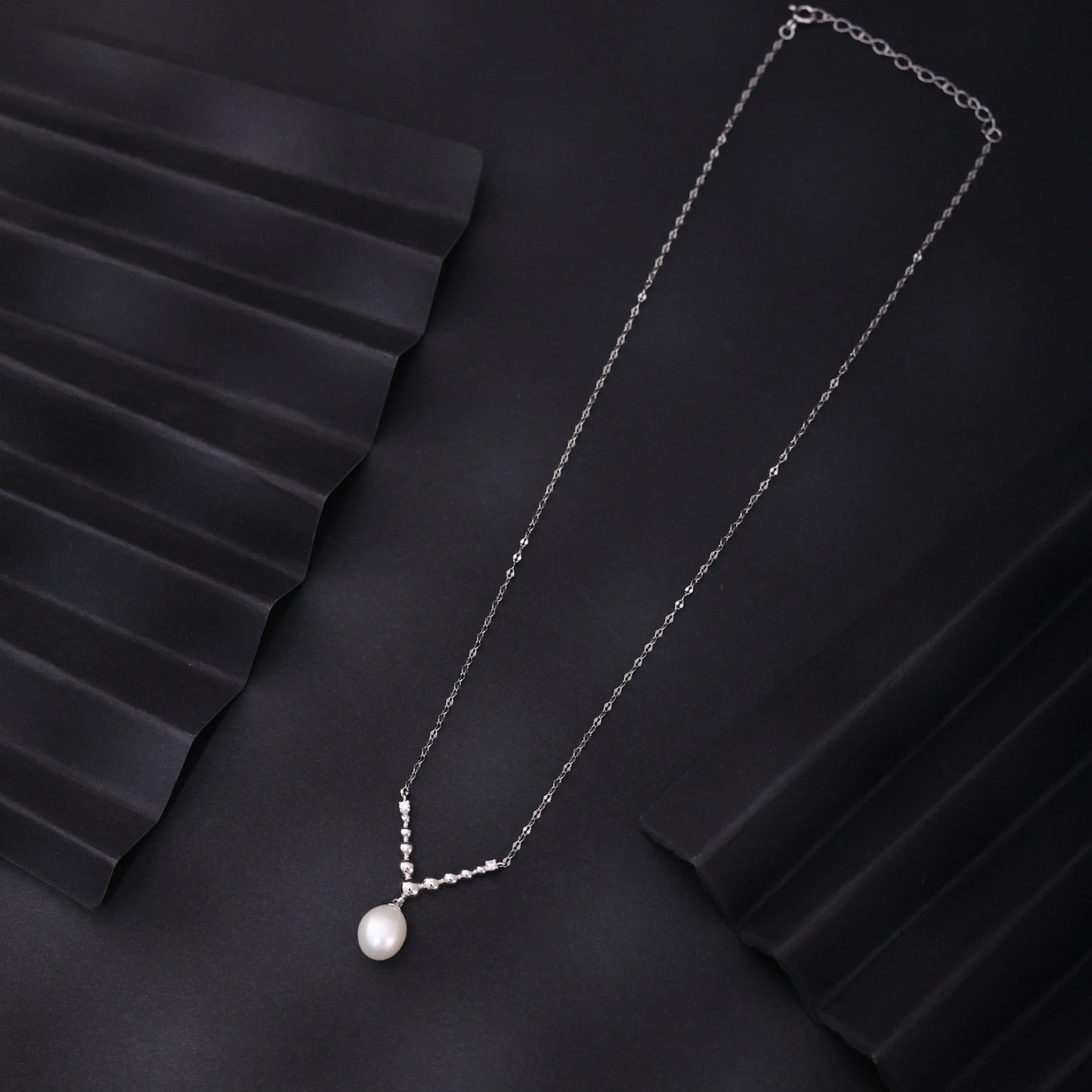 Pearl Drop Bead Necklace image 0