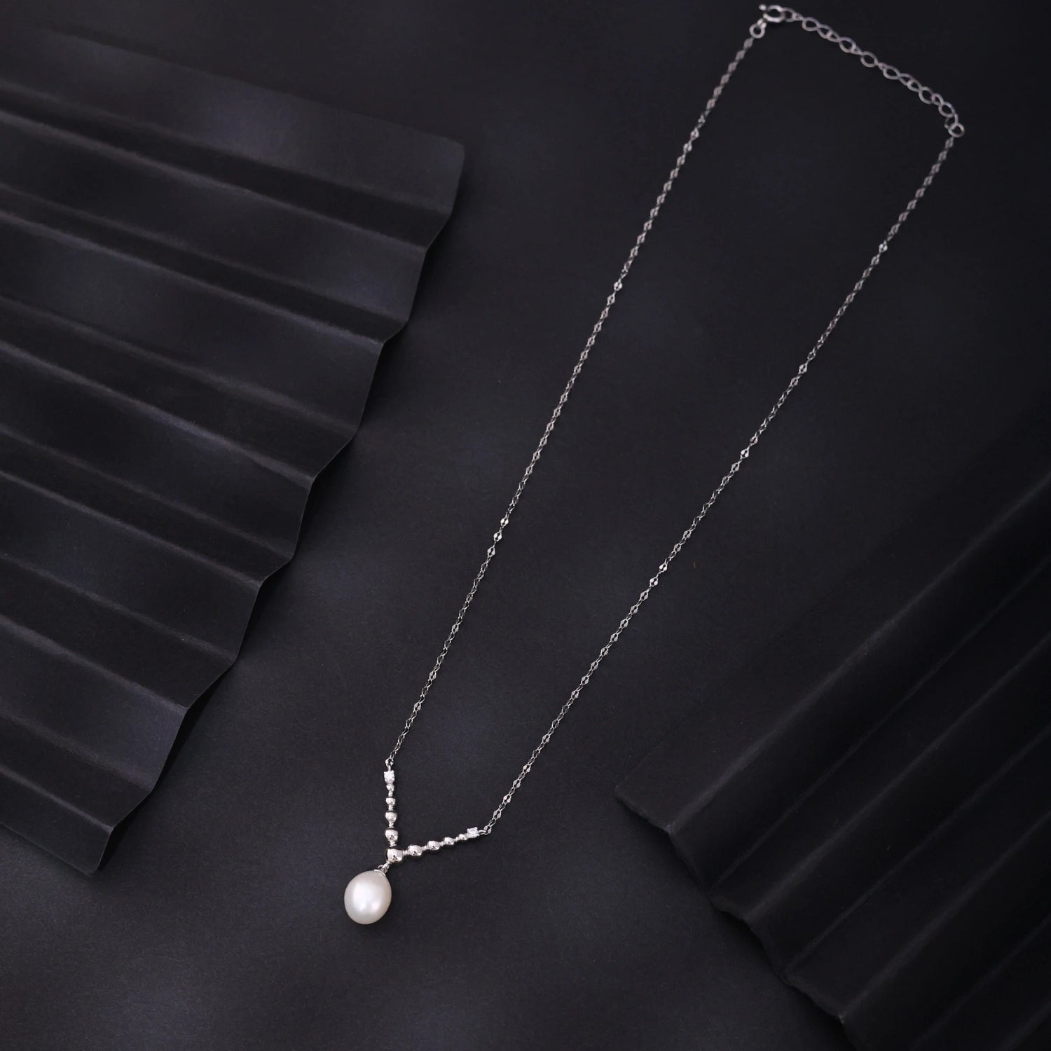 Pearl Drop Bead Necklace image 0