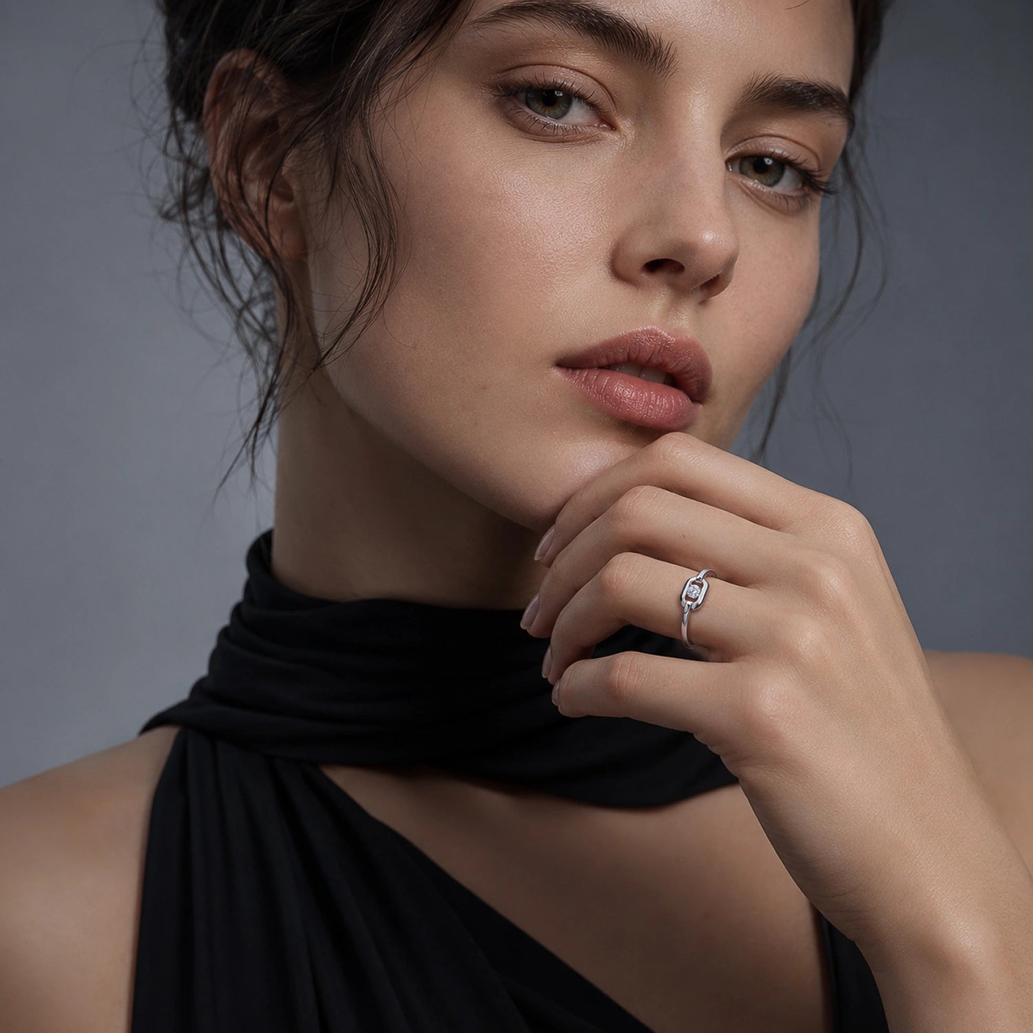 The Alencia Urban Serenade Link Solitaire Ring image 1