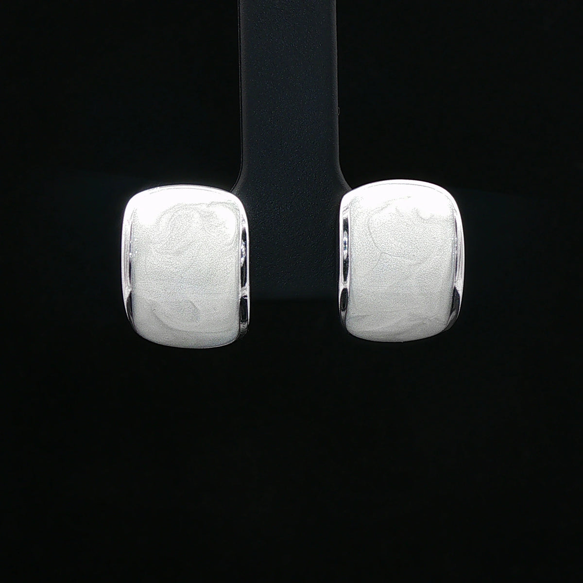 Luna Pearl Square Stud Earrings