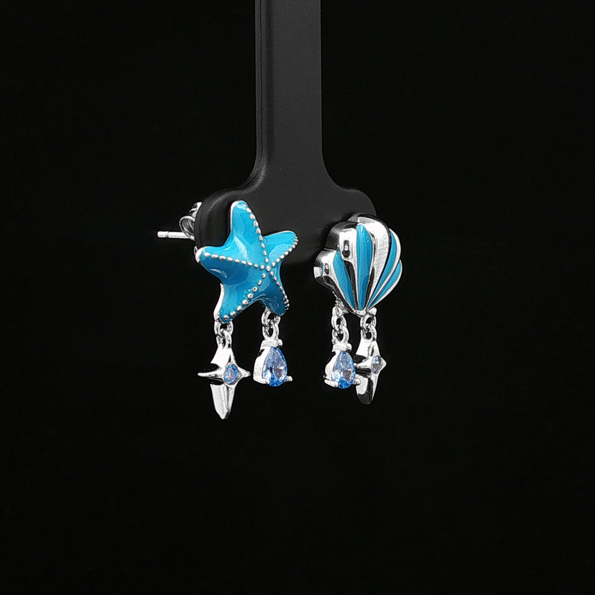 Ocean Charm Shell & Starfish Earrings