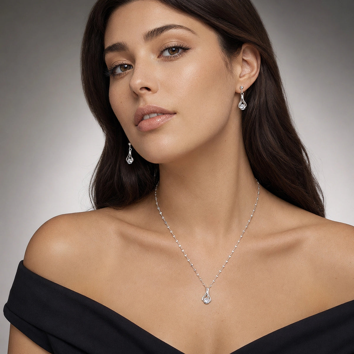 Teardrop Grace Silver Necklace & Earring Combo Set