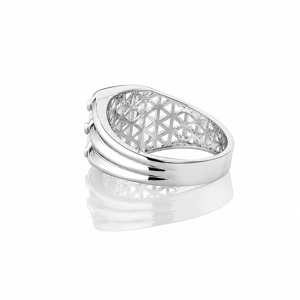 The Alencia Urban Tiered Solitaire Silver Ring