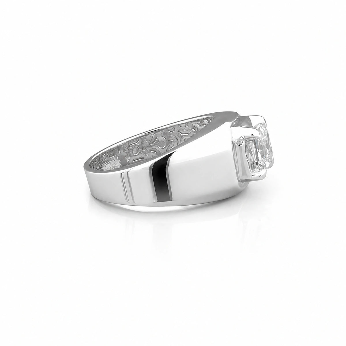 The Alencia Urban Classic Solitaire Silver Ring