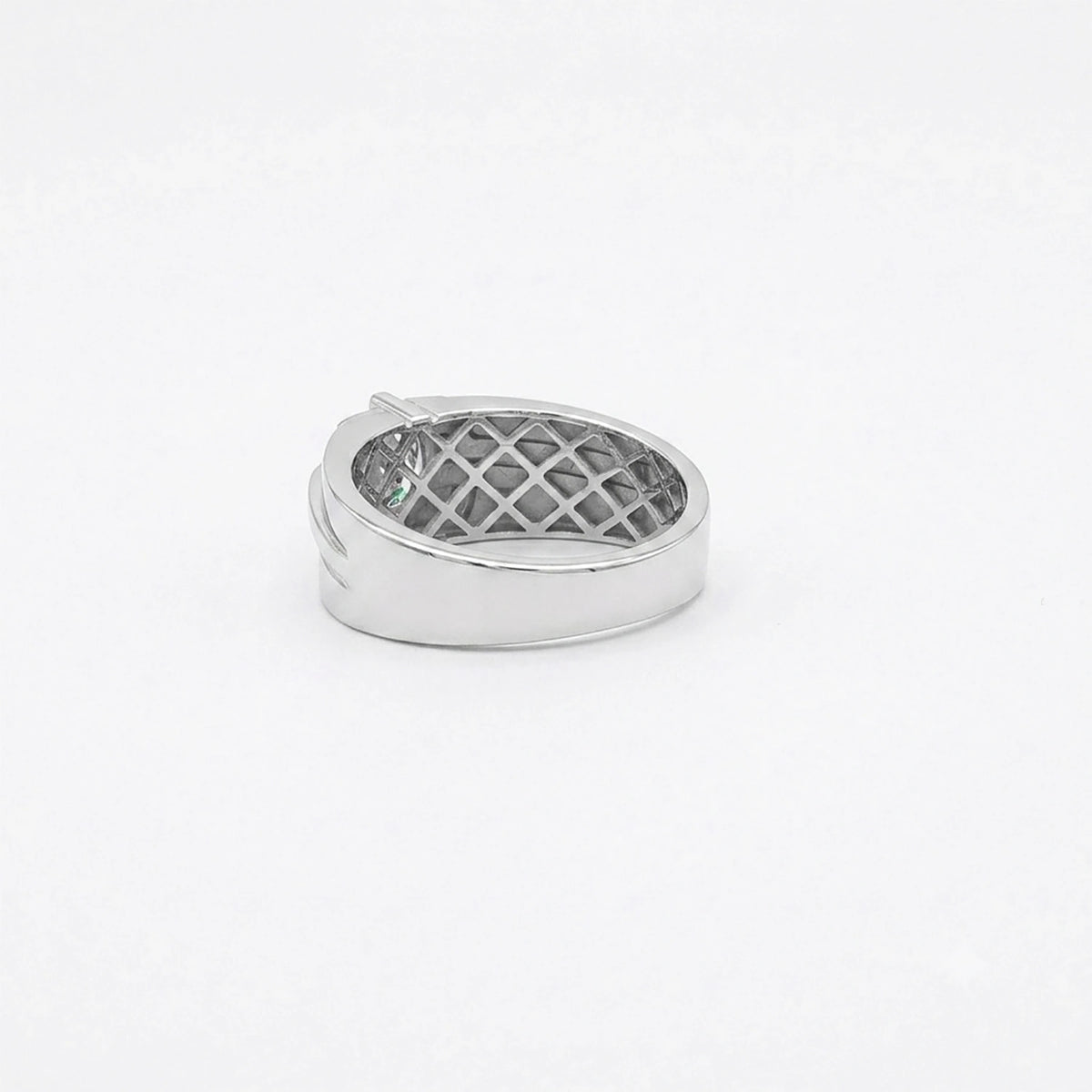 The Alencia Urban Dual-Channel Solitaire Silver Ring