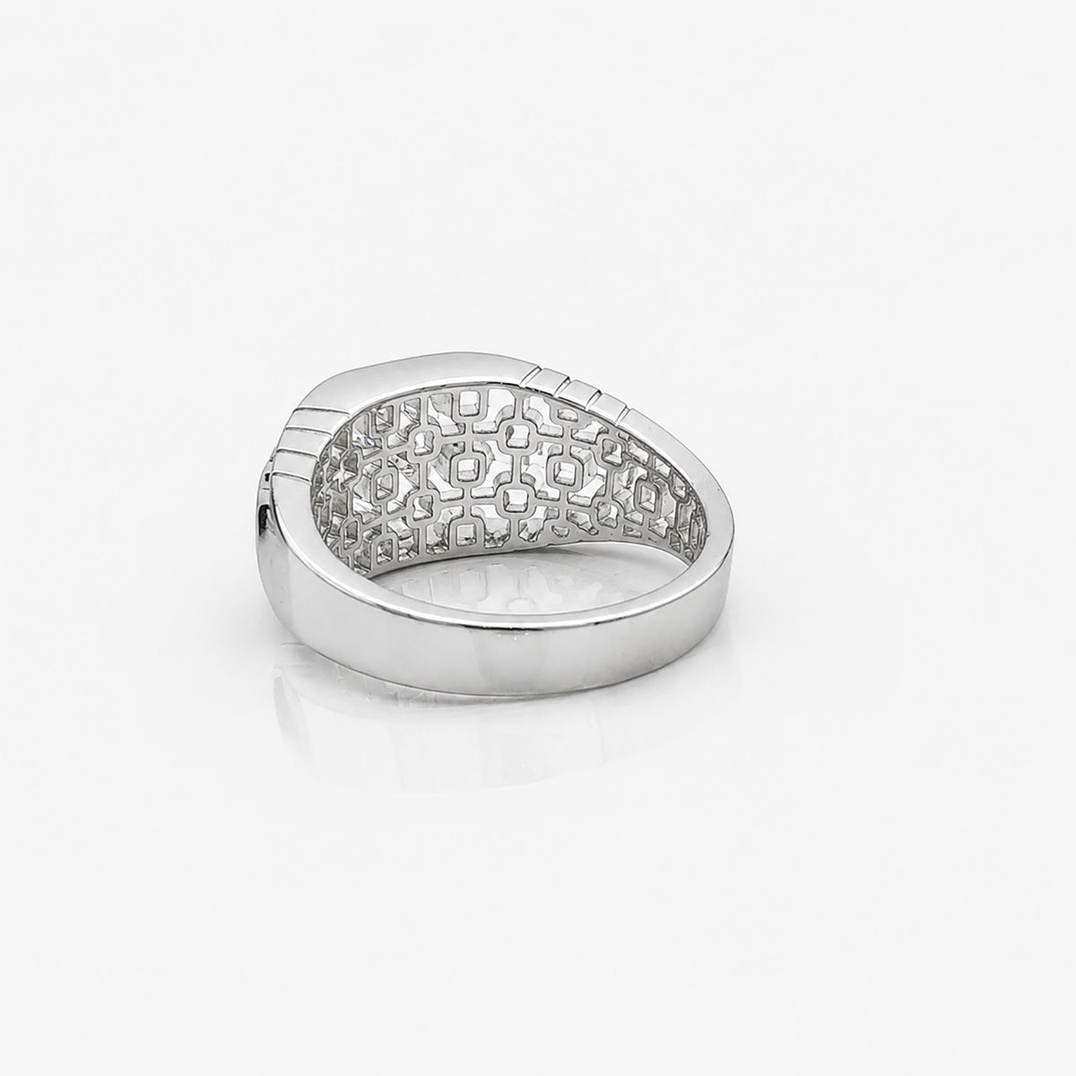 The Alencia Urban Block Solitaire Silver Ring