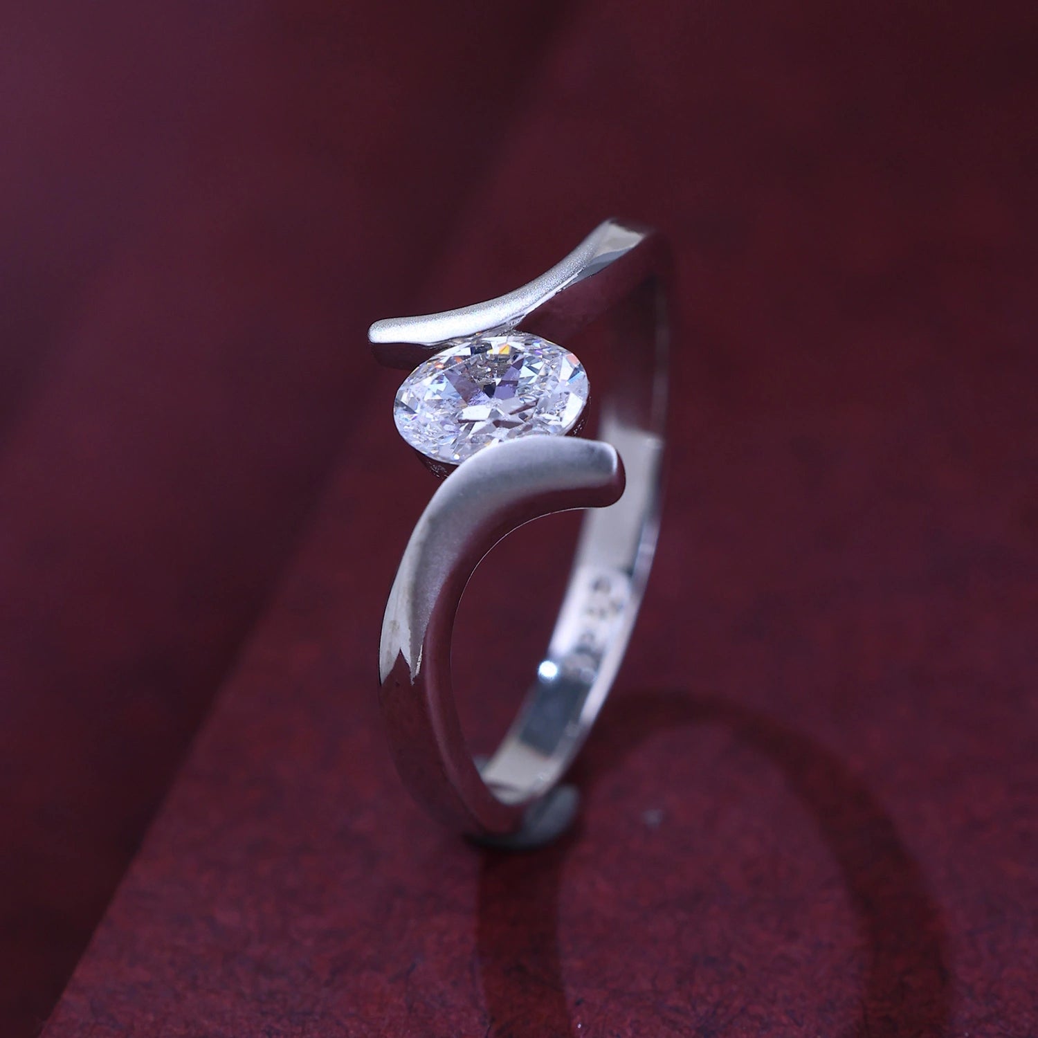 The Alencia Urban Serenade Oval Bypass Ring image 0