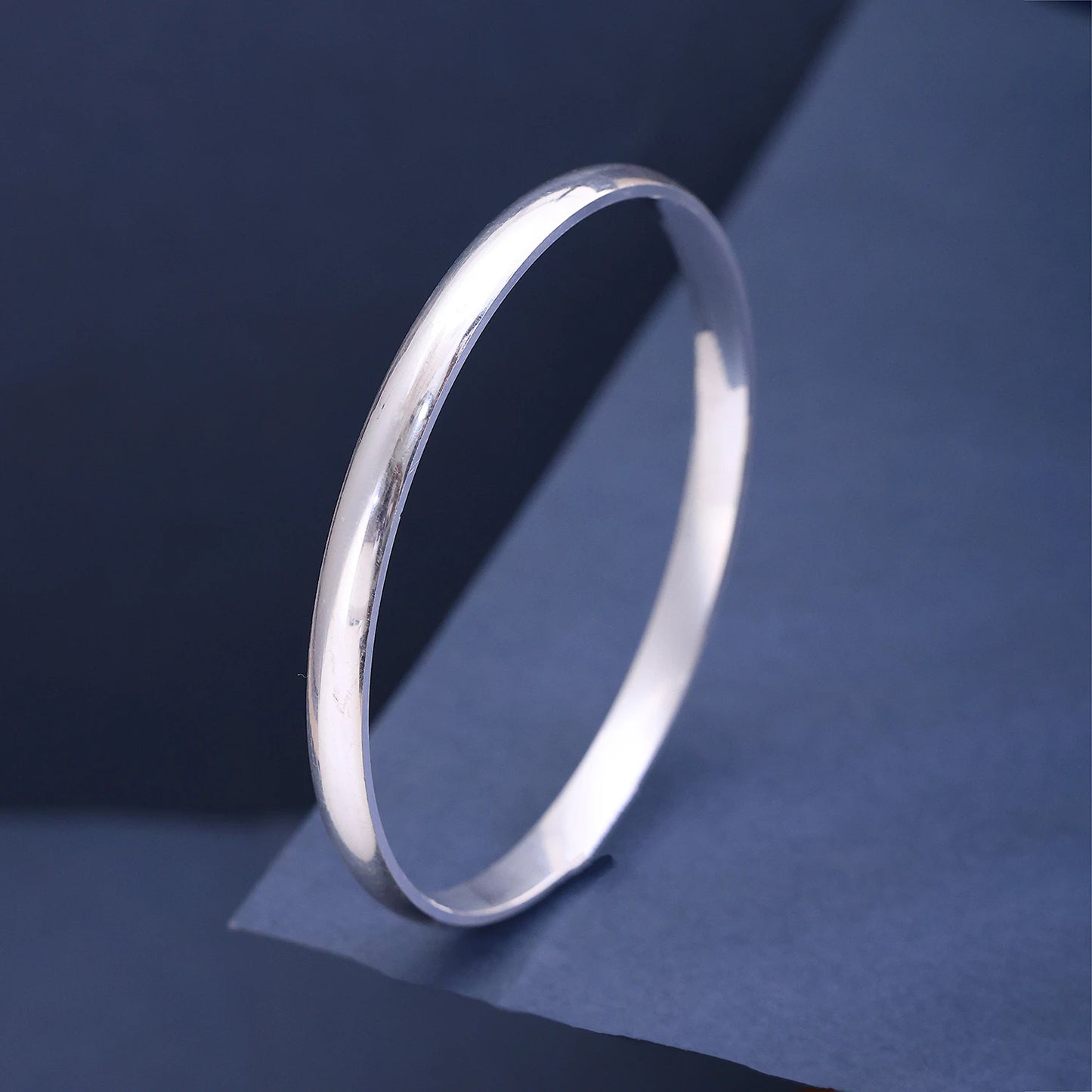 The Alencia Urban Sleek Silver Bangle image 0