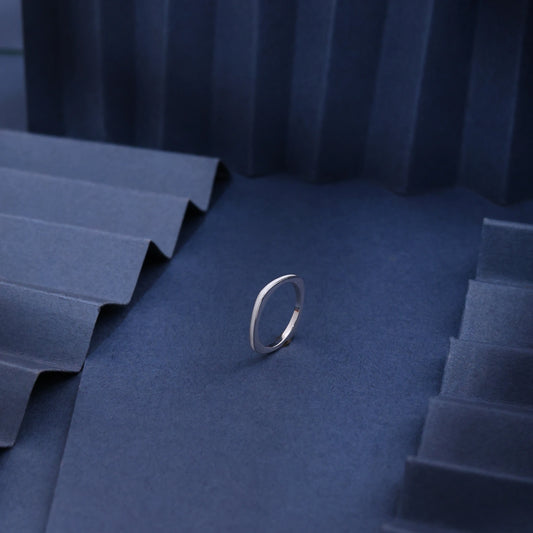 ALENCIA Sleek Square-Edge Band image 0