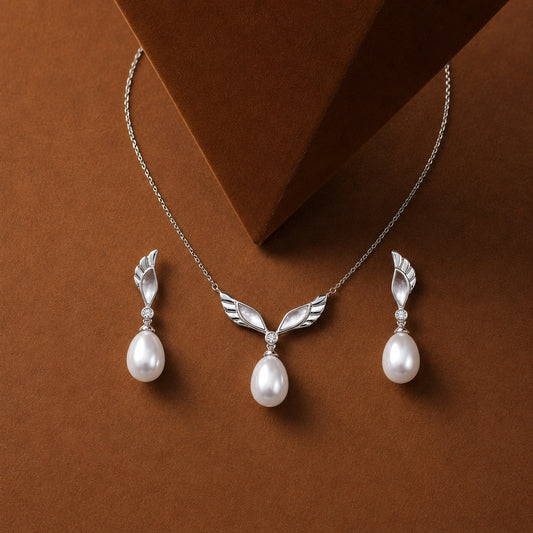 Angelic Wing Pearl Set image 0