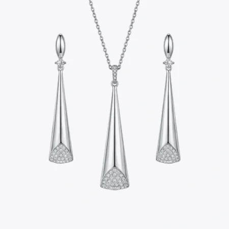 Lustrous Baguette Loop & Pearl Set