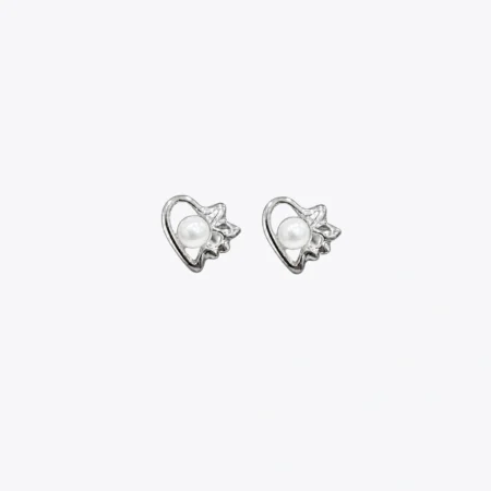 Pearl Heart Leaf Stud Earrings