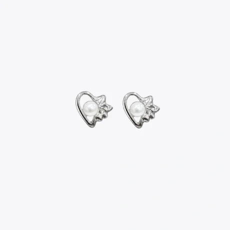 Pearl Heart Leaf Stud Earrings